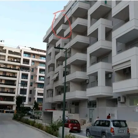 Deluxe * Vlorë